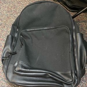 BÉIS Travel Backpack